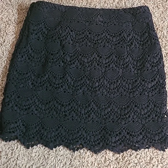 Love 21 Black Crochet Skirt Size Small - Picture 7 of 8
